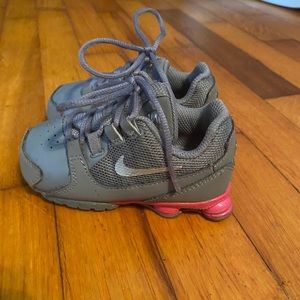 Nike Shox Infant Gray Pink 6